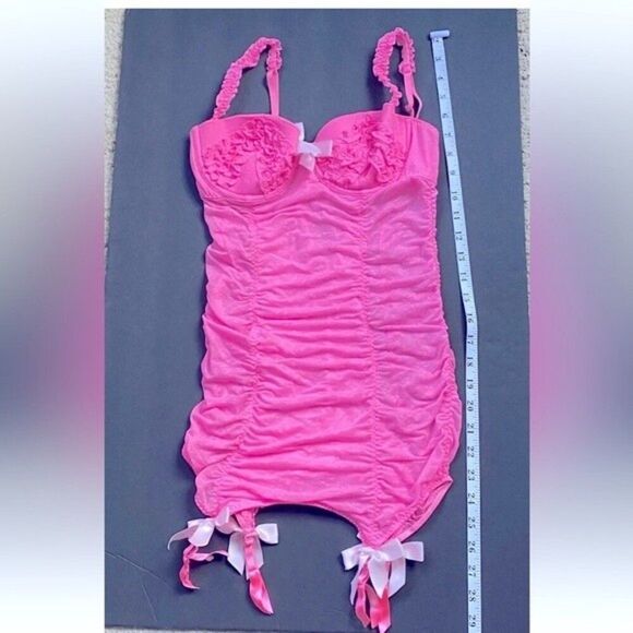 Victoria Secret Sexy Little Things Pink Garter Slip Bows 34C Underwire N… - Picture 5 of 12